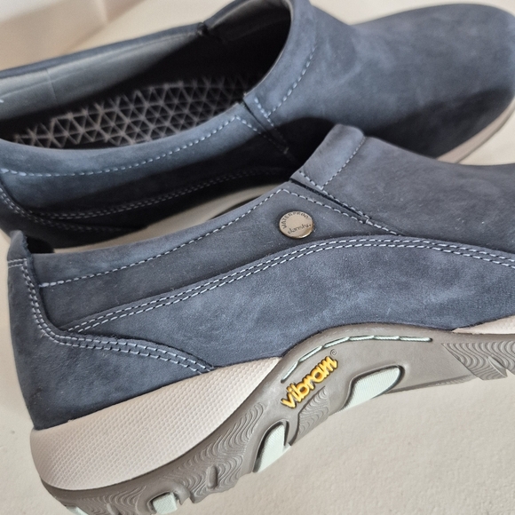 Dansko Patti Waterproof Milled Nubuck Leather Slip-On Shoe - Size 11.5 / 42 - Picture 8 of 15